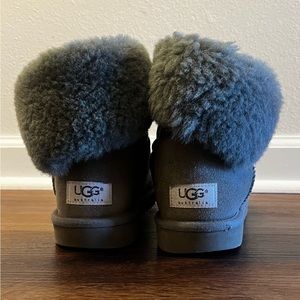 Gray Bailey Button UGGs